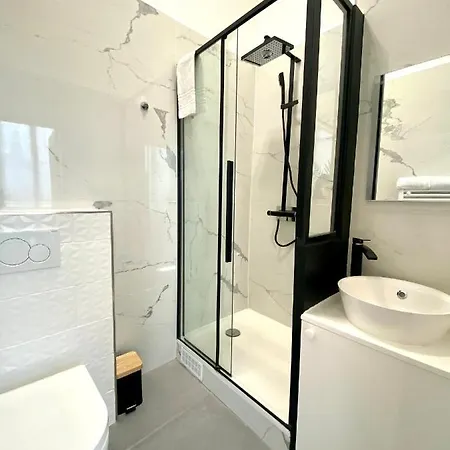 Apartamento Aboukir 2 *